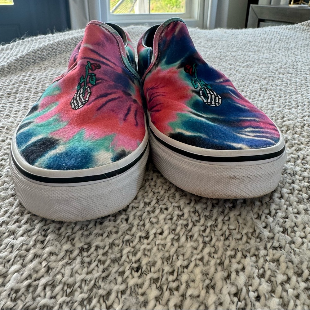 Sz 8 Van’s Skeleton Rose Tie Dye Slip-on - Picture 7 of 8